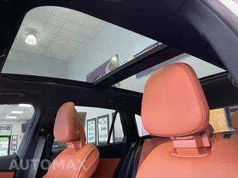 2025 Mercedes-Benz GLC 350e - miniatura 26