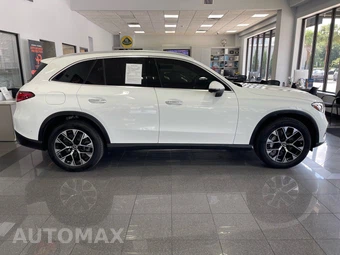2025 Mercedes-Benz GLC 350e - miniatura 6