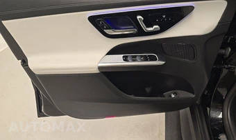 2025 Mercedes-Benz GLC 350e - miniatura 9