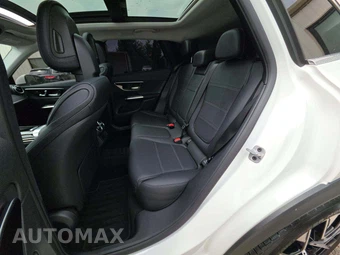 2025 Mercedes-Benz GLC 350e - miniatura 10