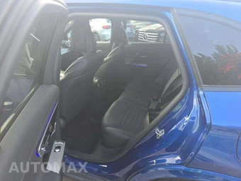 2025 Mercedes-Benz GLC 350e - miniatura 10