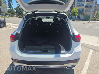 2025 Mercedes-Benz GLC 350e - miniatura 11