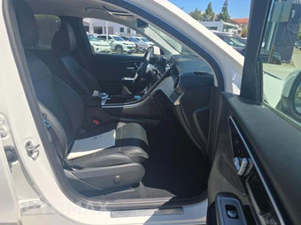 2025 Mercedes-Benz GLC 350e - miniatura 15