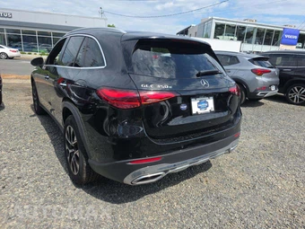2025 Mercedes-Benz GLC 350e - miniatura 2