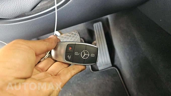 2025 Mercedes-Benz GLE 350 - miniatura 26