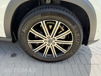 2025 Mercedes-Benz GLE 350 - miniatura 14