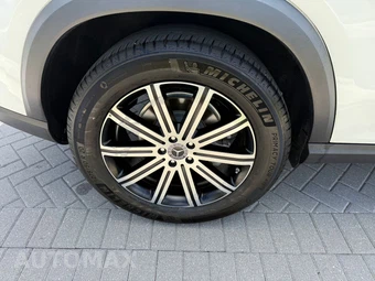 2025 Mercedes-Benz GLE 350 - miniatura 15