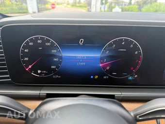 2025 Mercedes-Benz GLE 350 - miniatura 8