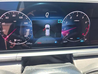 2025 Mercedes-Benz GLE 350 - miniatura 9