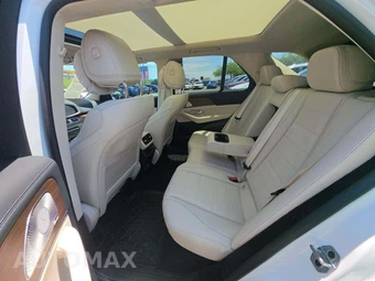 2025 Mercedes-Benz GLE 350 - miniatura 13