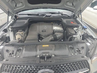 2025 Mercedes-Benz GLE 350 - miniatura 15