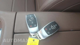 2025 Mercedes-Benz GLE 350 - miniatura 23