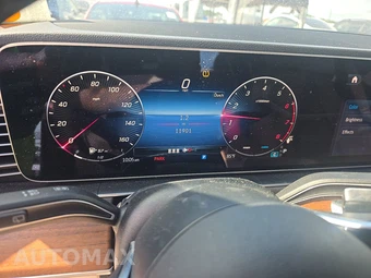 2025 Mercedes-Benz GLE 350 - miniatura 12