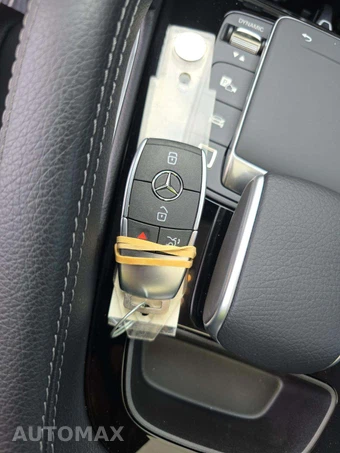 2025 Mercedes-Benz GLE 350 4MATIC - miniatura 8