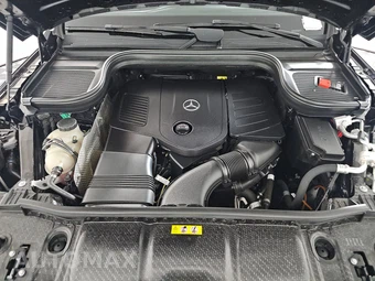 2025 Mercedes-Benz GLE 450e 4MATIC - miniatura 15