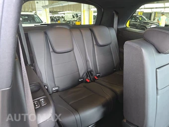 2025 Mercedes-Benz GLS 450 4MATIC - miniatura 14