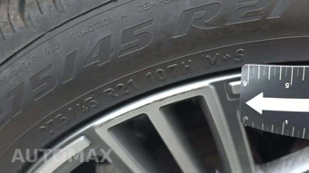 2025 Mercedes-Benz GLS 450 4MATIC - miniatura 27