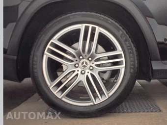 2025 Mercedes-Benz GLS 450 4MATIC - miniatura 11