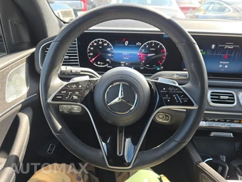 2025 Mercedes-Benz GLS 450 4MATIC - miniatura 10