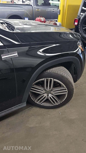 2025 Mercedes-Benz GLS 450 4MATIC - miniatura 23