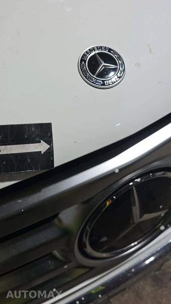 2025 Mercedes-Benz GLS 450 4MATIC - miniatura 30