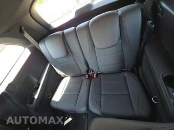 2025 Mercedes-Benz GLS 450 4MATIC - miniatura 14