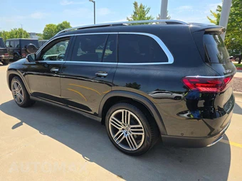 2025 Mercedes-Benz GLS 450 4MATIC - miniatura 2