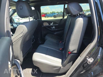 2025 Mercedes-Benz GLS 450 4MATIC - miniatura 13