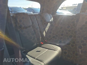 2025 Mercedes-Benz GLS 450 4MATIC - miniatura 14