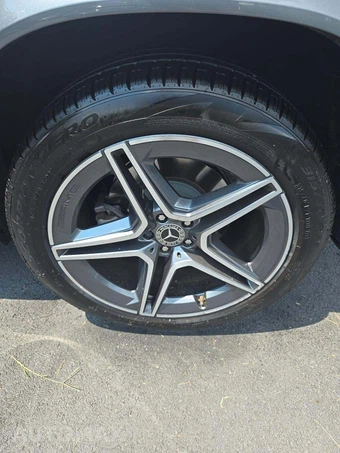 2025 Mercedes-Benz GLS 450 4MATIC - miniatura 22