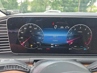 2025 Mercedes-Benz GLS 450 4MATIC - miniatura 9