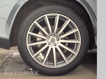2025 Mercedes-Benz GLS 450 4MATIC - miniatura 11