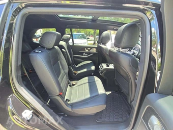 2025 Mercedes-Benz GLS 450 4MATIC - miniatura 17