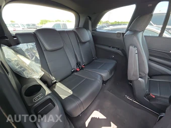 2025 Mercedes-Benz GLS 450 4MATIC - miniatura 14