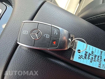 2025 Mercedes-Benz GLS 450 4MATIC - miniatura 8