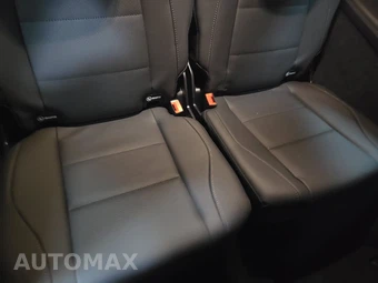 2025 Mercedes-Benz GLS 450 4MATIC - miniatura 14