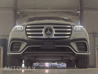 2025 Mercedes-Benz GLS 450 4MATIC - miniatura 3