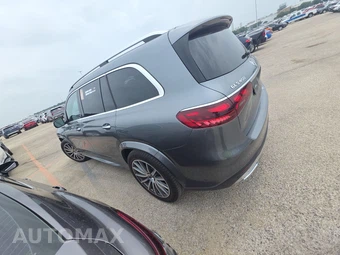 2025 Mercedes-Benz GLS 450 4MATIC - miniatura 8