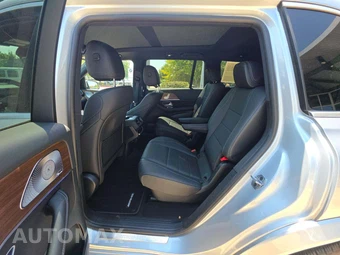 2025 Mercedes-Benz GLS 450 4MATIC - miniatura 13