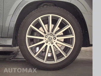2025 Mercedes-Benz GLS 450 4MATIC - miniatura 10