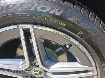 2025 Mercedes-Benz GLS 450 4MATIC - miniatura 23