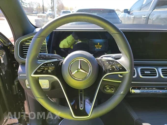 2025 Mercedes-Benz GLS 450 4MATIC - miniatura 10