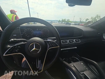 2025 Mercedes-Benz GLS 450 4MATIC - miniatura 11