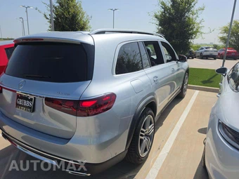 2025 Mercedes-Benz GLS 450 4MATIC - miniatura 3