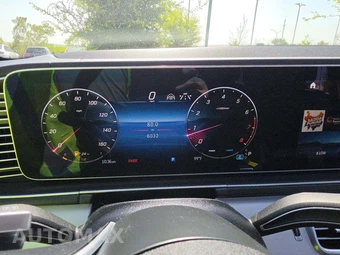 2025 Mercedes-Benz GLS 450 4MATIC - miniatura 8