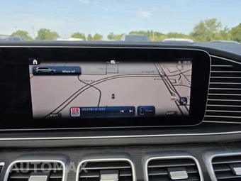 2025 Mercedes-Benz GLS 450 4MATIC - miniatura 9