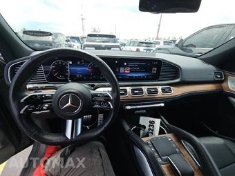 2025 Mercedes-Benz GLS 450 4MATIC - miniatura 17