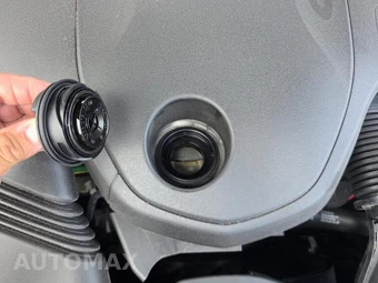 2025 Mercedes-Benz GLS 450 4MATIC - miniatura 22