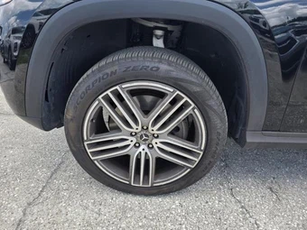 2025 Mercedes-Benz GLS 450 4MATIC - miniatura 25