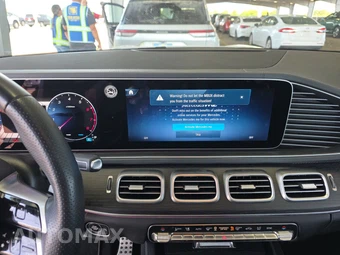 2025 Mercedes-Benz GLS 450 4MATIC - miniatura 17
